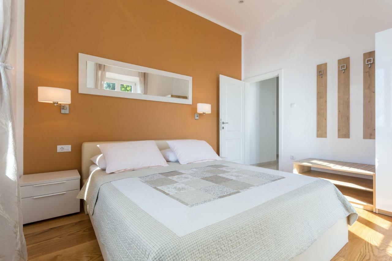 Apartments Villa Victoria Dubrovnik Bagian luar foto